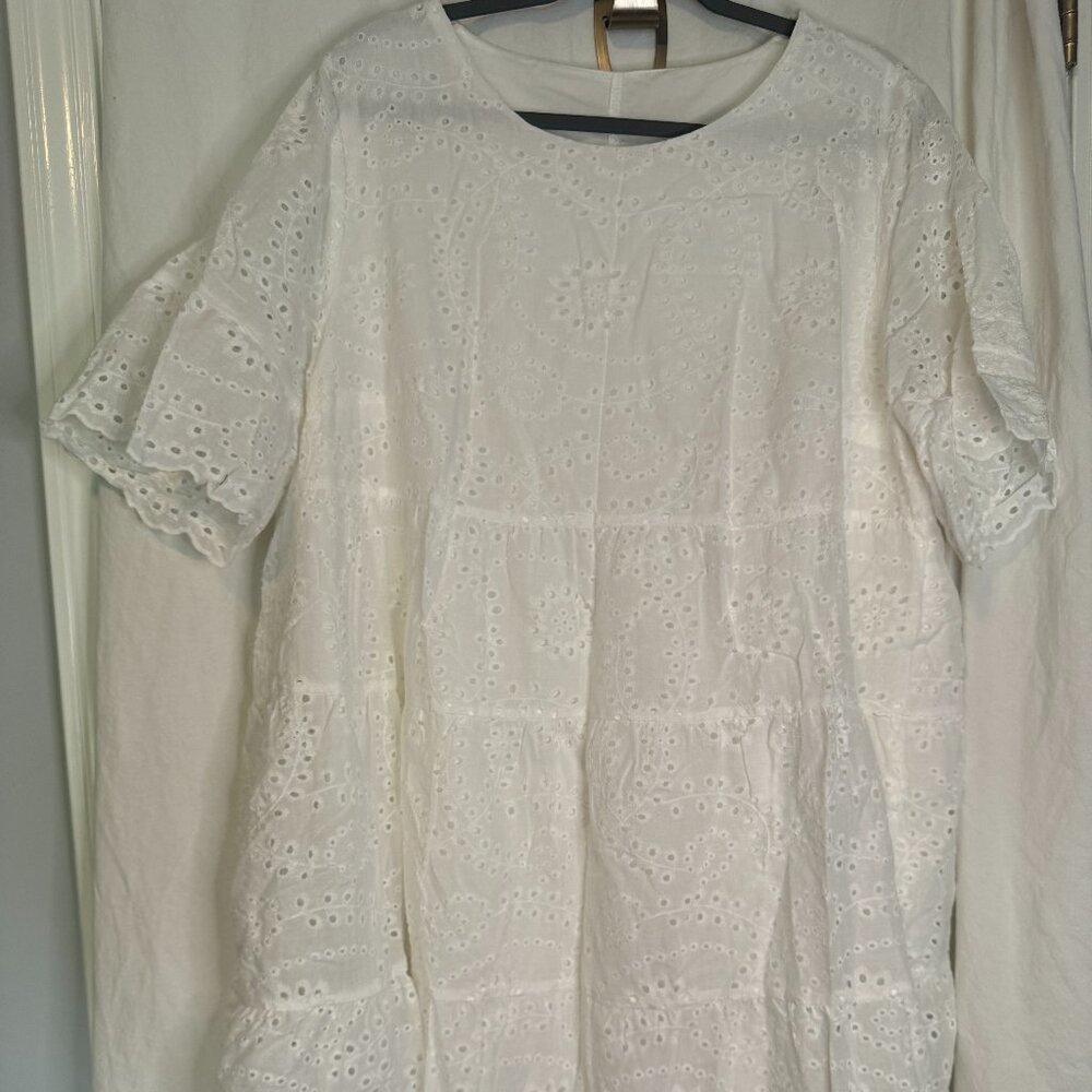 White lace Dress